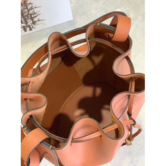 Replica Loewe Medium Balloon Bucket Bag Camel Calfskin Replica Loewe Medium Balloon Bucket Bag Camel Calfskin