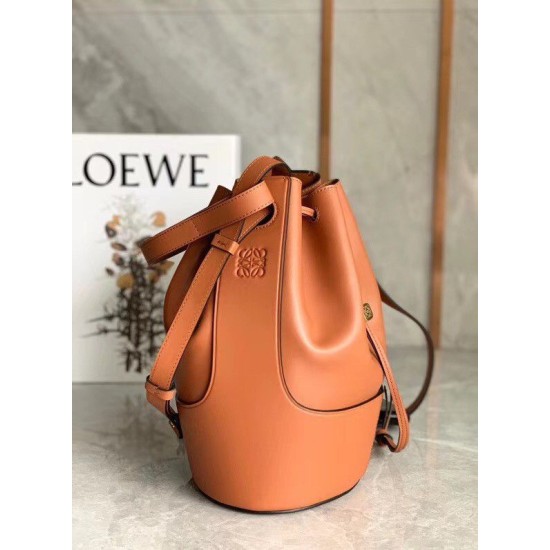 Replica Loewe Medium Balloon Bucket Bag Camel Calfskin Replica Loewe Medium Balloon Bucket Bag Camel Calfskin