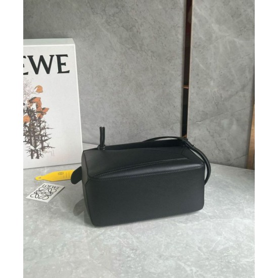 Replica Loewe Puzzle Small Bag Black Calfskin with Woven Handle Fake Loewe Puzzle Small Bag Black Calfskin with Woven Handle Replica