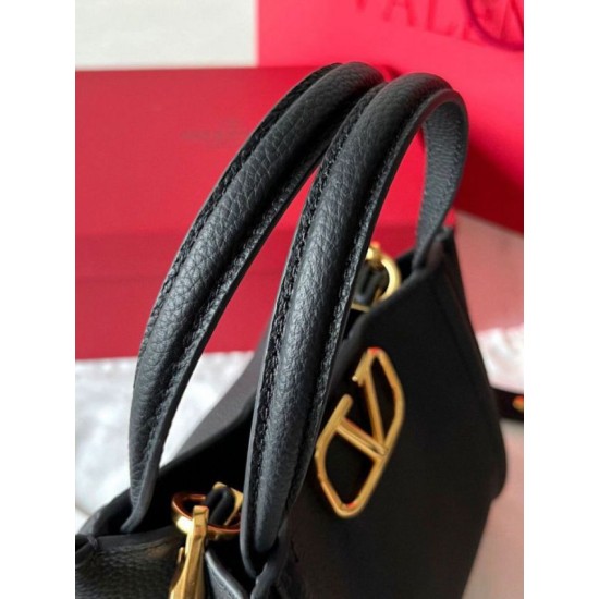 Fake Valentino Alltime Small Bag Black Grained Calfskin Replica Fake Valentino Alltime Small Bag Black Grained Calfskin Replica