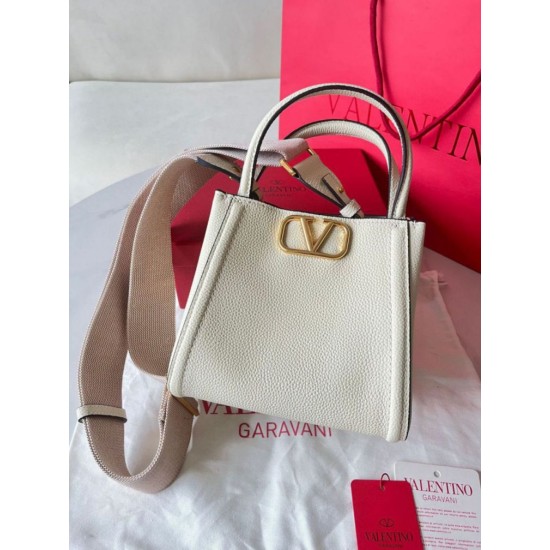 Replica Valentino Alltime Small Bag White Grained Calfskin Replica Valentino Alltime Small Bag White Grained Calfskin