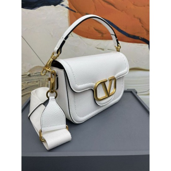 Replica Valentino Alltime Shoulder Bag White Grained Replica Valentino Alltime Shoulder Bag White Grained