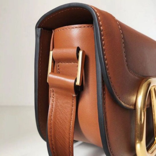 Fake Valentino Supervee Crossbody Bag Brown Replica Replica Valentino Supervee Crossbody Bag Brown