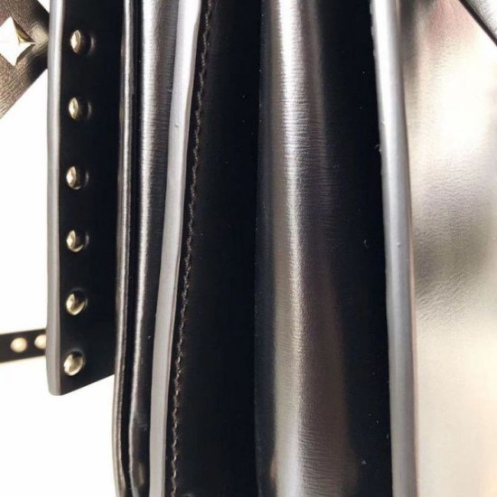 Replica Valentino Rockstud Crossbody Bag Black Calfskin Replica Valentino Rockstud Crossbody Bag Black Calfskin