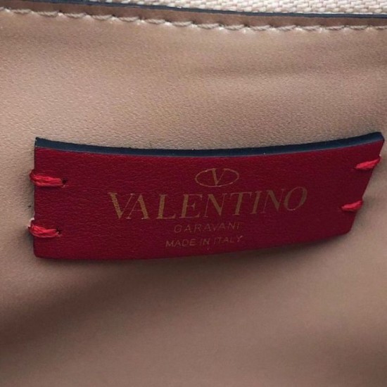 Replica Valentino Rockstud Crossbody Bag Nude Calfskin Replica Valentino Rockstud Crossbody Bag Nude Calfskin