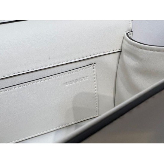 Replica Valentino Loco Large Shoulder Bag White Calfskin Replica Valentino Loco Large Shoulder Bag White Calfskin