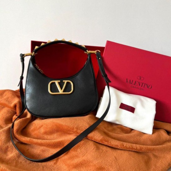 Fake Valentino Stud Sign Hobo Bag Black Calfskin Replica Replica Valentino Stud Sign Hobo Bag Black Calfskin