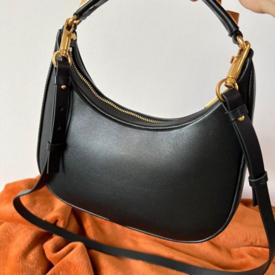 Fake Valentino Stud Sign Hobo Bag Black Calfskin Replica Replica Valentino Stud Sign Hobo Bag Black Calfskin