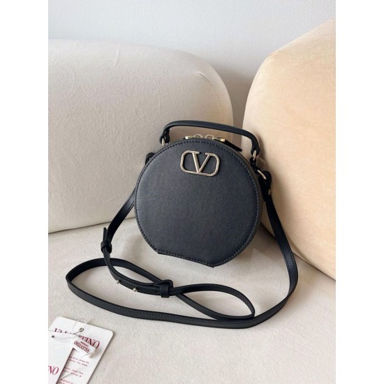 Replica Valentino VLogo Signature Mini Bag Black Calfskin Replica Valentino VLogo Signature Mini Bag Black Calfskin