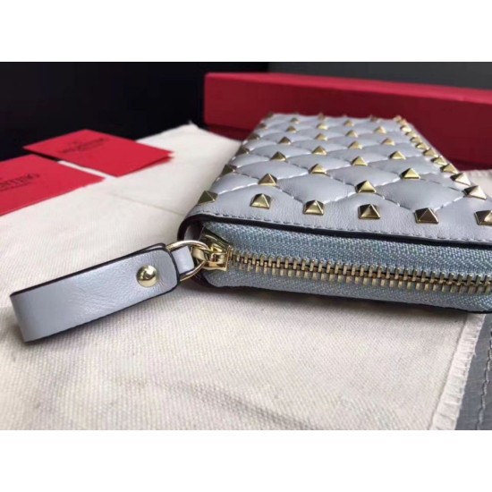 Replica Valentino Rockstud Spike Zip Wallet Sky Blue Lambskin Replica Valentino Rockstud Spike Zip Wallet Sky Blue Lambskin