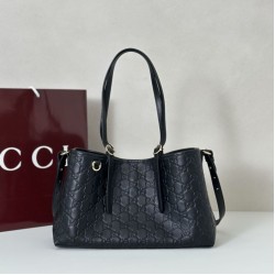 Replica Gucci 815214 GG Emblem medium tote bag Embossing Leather Black