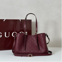 Replica Gucci 815214 GG Emblem medium tote bag Embossing Leather Red