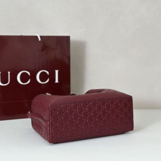 Replica Gucci 815214 GG Emblem medium tote bag Embossing Leather Red