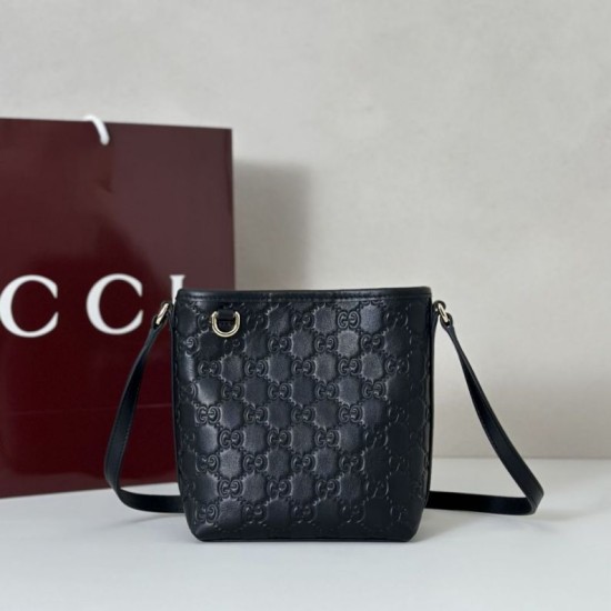 Replica Gucci 847090 GG Emblem nano bucket Bag black GG leather