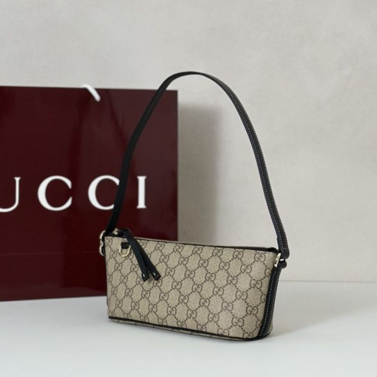 Replica Gucci GG Emblem small shoulder bag 847281 Black Replica Gucci GG Emblem small shoulder bag 847281 Black