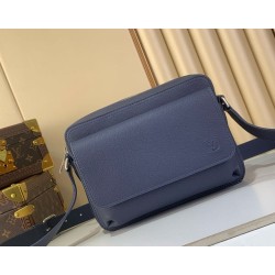 Replica Louis Vuitton Boarding Messenger LV Aerogram Men Bag M15260 Blue