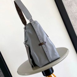 Replica LV CarryAll Cargo Vibe MM Bag M25143 Gray Replica LV CarryAll Cargo Vibe MM Bag M25143 Gray