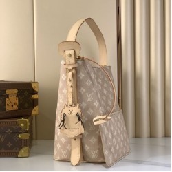 Replica Louis Vuitton All In GM Bucket Bag M25727 Meowgram signature
