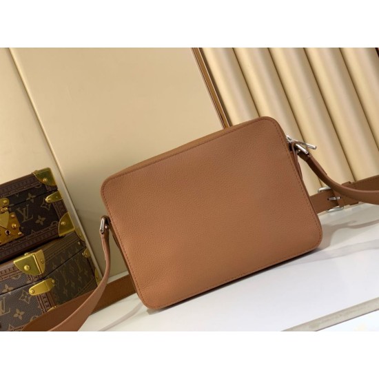 Replica Louis Vuitton Boarding Messenger LV Aerogram Men Bag m25981 Brown