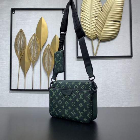 Replica Louis Vuitton Trio Messenger Men Bag m27154 Green Replica Louis Vuitton Trio Messenger Men Bag m27154 Green