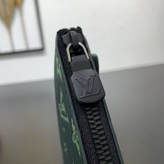 Replica Louis Vuitton Trio Messenger Men Bag m27154 Green Replica Louis Vuitton Trio Messenger Men Bag m27154 Green
