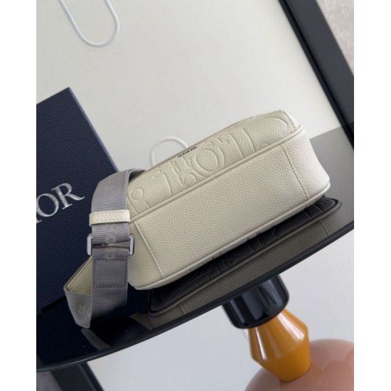 Replica Dior Rider 2.0 Zipped Messenger Bag in Beige Gravity Leather Fake Dior Rider 2.0 Zipped Messenger Bag in Beige Gravity Leather Replica