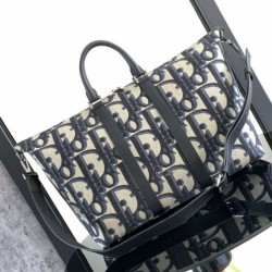 Replica Dior Weekender 40 Bag in Beige Maxi Dior Oblique Jacquard