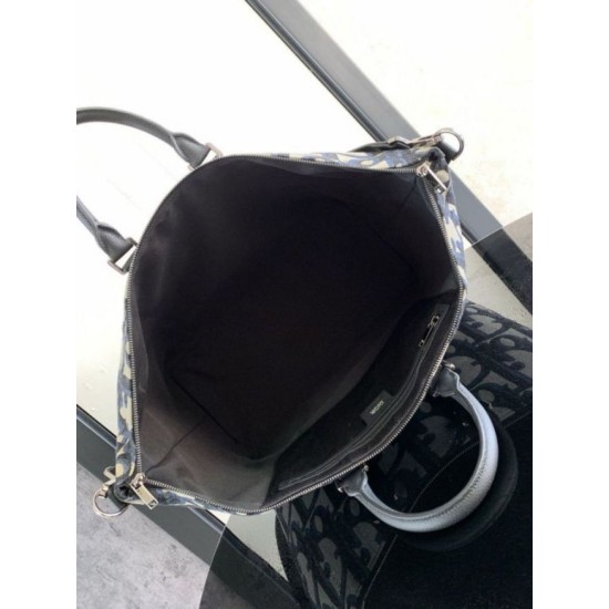 Fake Dior Weekender 40 Bag in Beige Maxi Dior Oblique Jacquard Replica Replica Dior Weekender 40 Bag in Beige Maxi Dior Oblique Jacquard