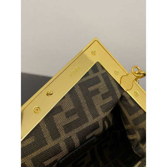 Replica Fendi First Small Bag in Natural Raffia Straw Fake Fendi First Small Bag in Natural Raffia Straw Replica