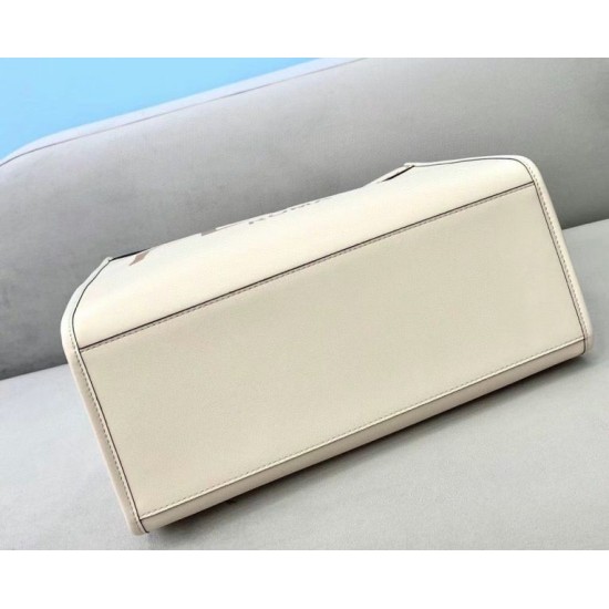 Replica Fendi Sunshine Medium Shopper Bag In White Calfskin Fake Fendi Sunshine Medium Shopper Bag In White Calfskin Replica