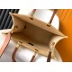 Replica Fendi Sunshine Medium Tote Bag in Natural Straw Fake Fendi Sunshine Medium Tote Bag in Natural Straw Replica