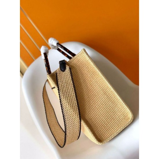 Replica Fendi Sunshine Medium Tote Bag in Black and Natural Straw Replica Fendi Sunshine Medium Tote Bag in Black and Natural Straw