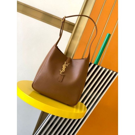 Replica Saint Laurent Le 5 À 7 Supple Small Hobo Bag in Brown Leather Replica Saint Laurent Le 5 À 7 Supple Small Hobo Bag in Brown Leather