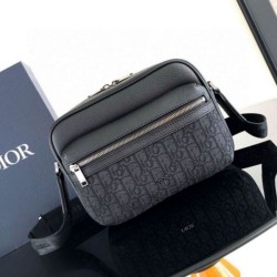 Replica Dior Rider 2.0 Zipped Messenger Bag Black Oblique with Black