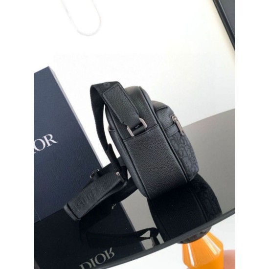 Replica Dior Rider 2.0 Zipped Messenger Bag Black Oblique with Black Replica Dior Rider 2.0 Zipped Messenger Bag Black Oblique with Black