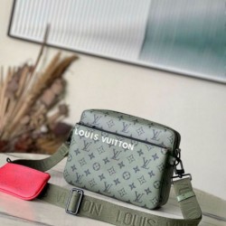 Replica Louis Vuitton Trio Messenger Bag Green Monogram Canvas M23783