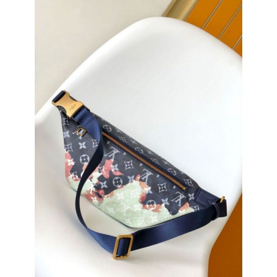 Fake Louis Vuitton Discovery Bumbag Monogram Bleach Canvas M23905 Replica Replica Louis Vuitton Discovery Bumbag Monogram Bleach Canvas M23905