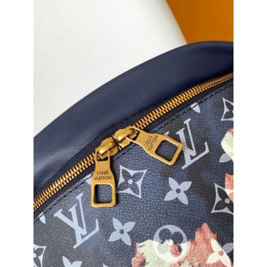 Fake Louis Vuitton Discovery Bumbag Monogram Bleach Canvas M23905 Replica Replica Louis Vuitton Discovery Bumbag Monogram Bleach Canvas M23905