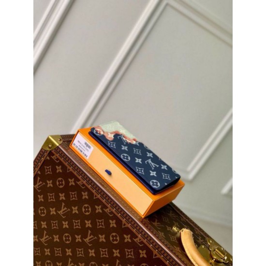 Fake Louis Vuitton Brazza Wallet Monogram Bleach Canvas M82826 Replica Replica Louis Vuitton Brazza Wallet Monogram Bleach Canvas M82826