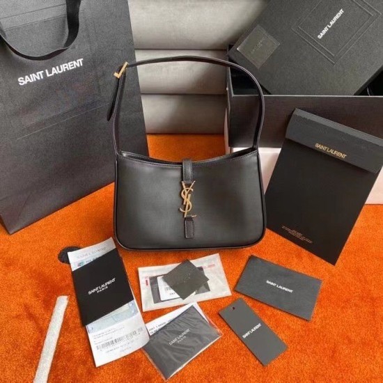Replica Saint Laurent Le 5 à 7 Hobo Bag Black Replica Saint Laurent Le 5 à 7 Hobo Bag Black