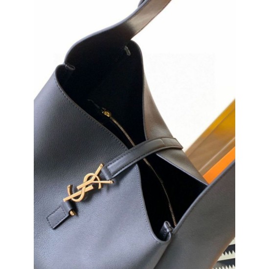 Replica Saint Laurent Le 5 À 7 Soft Large Shoulder Bag Black Replica Saint Laurent Le 5 À 7 Soft Large Shoulder Bag Black