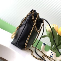 Replica Chanel 22 Mini Handbag shiny calfskin AS3980 Black