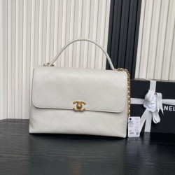 Replica Chanel Maxi Flap Bag With Top Handle AS5543 White
