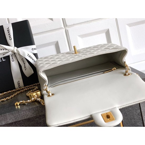 Replica Chanel Small Classic Flap CF Bag Shiny lambskin White
