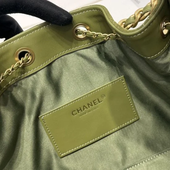 Replica Chanel 25c AS5293 Small Vintage Hobo Drawstring bucket Bag Deerskin Green