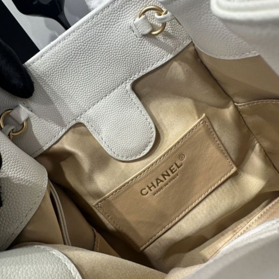 Replica Chanel 25B Medium Backpack Grained Calfskin White AS5600