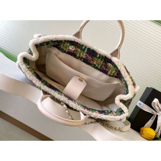 Replica Chanel 25N AS5689 Tweed Shopping Bag Lambskin Coco Neige Green