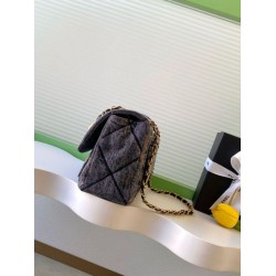 Replica Chanel Maxi Flap Bag Washed denim AS5734 Blue