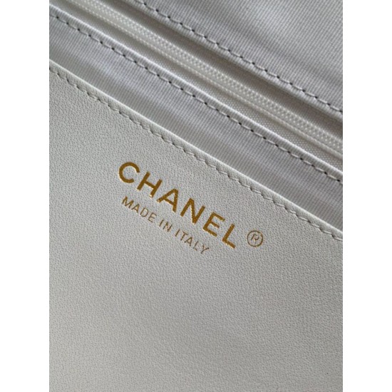 Replica Chanel  Hobo Bag AS5838 Calfskin White