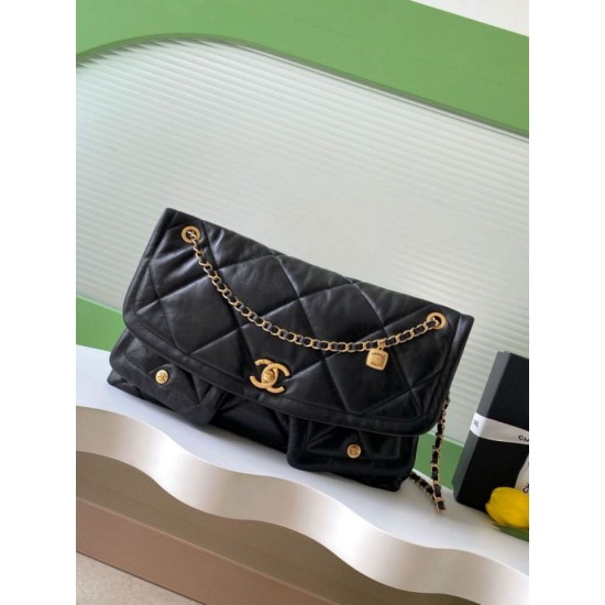 Replica Chanel Maxi Flap bag AS5727 Lambskin Black